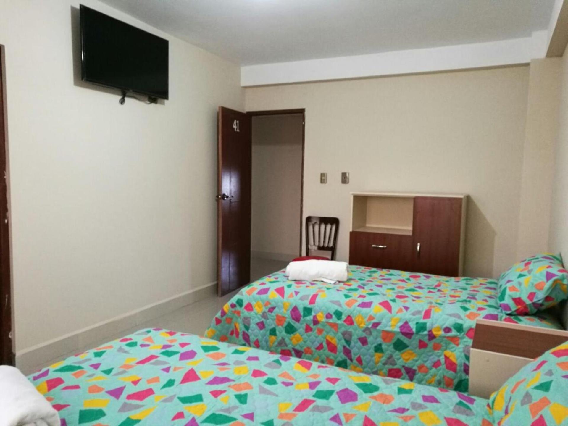 Vargas Hotel Tupiza Esterno foto